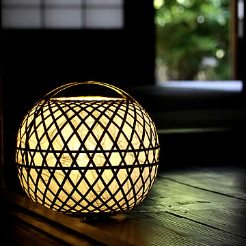 竹のインテリア／照明