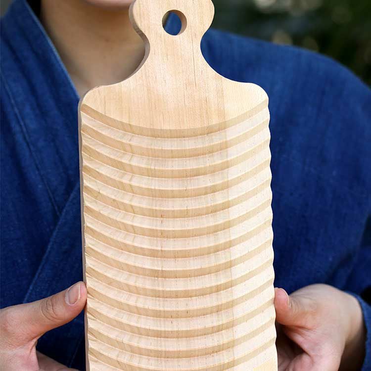 やさしい木肌のサクラで作った 洗濯板（小） | 虎斑竹専門店 竹虎