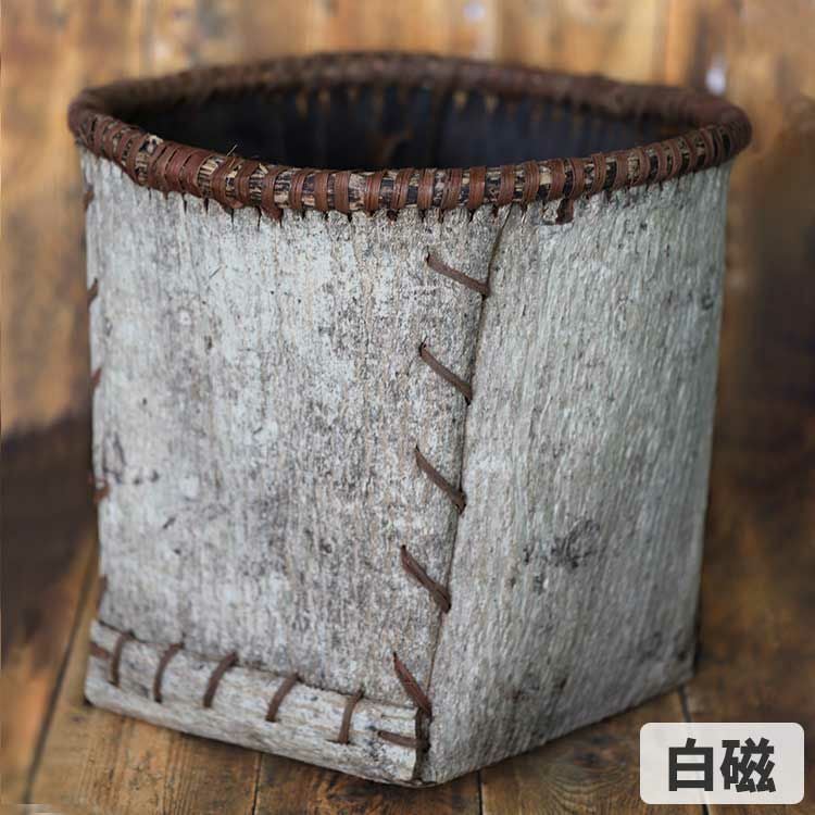 サワグルミ丸籠（白磁）