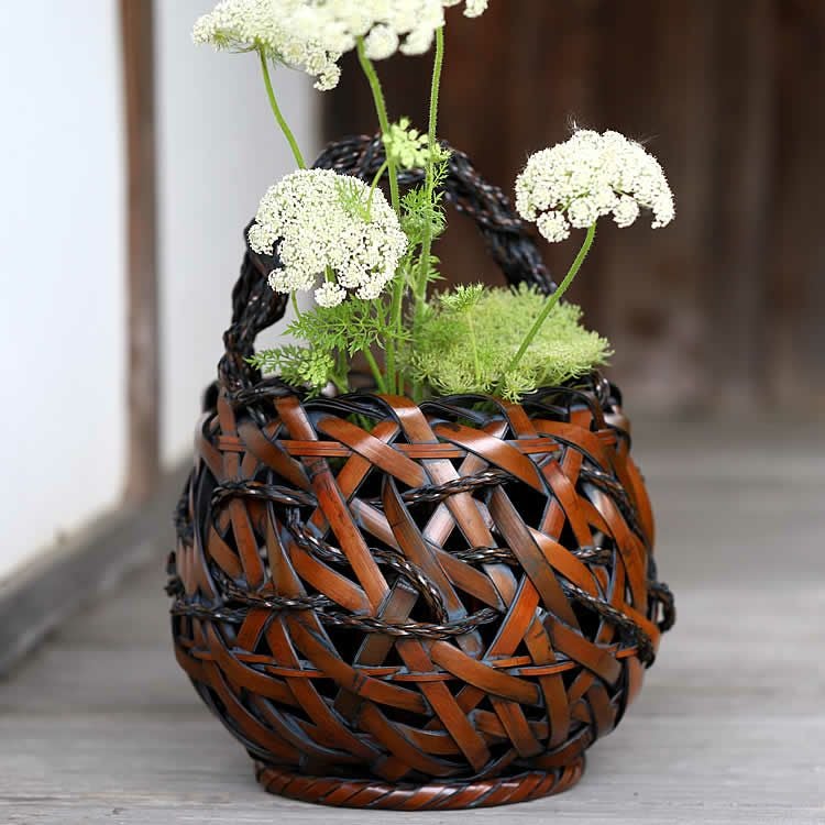 000000002301-01.jpg?size=m&w=