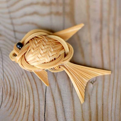 竹編み魚型箸置き